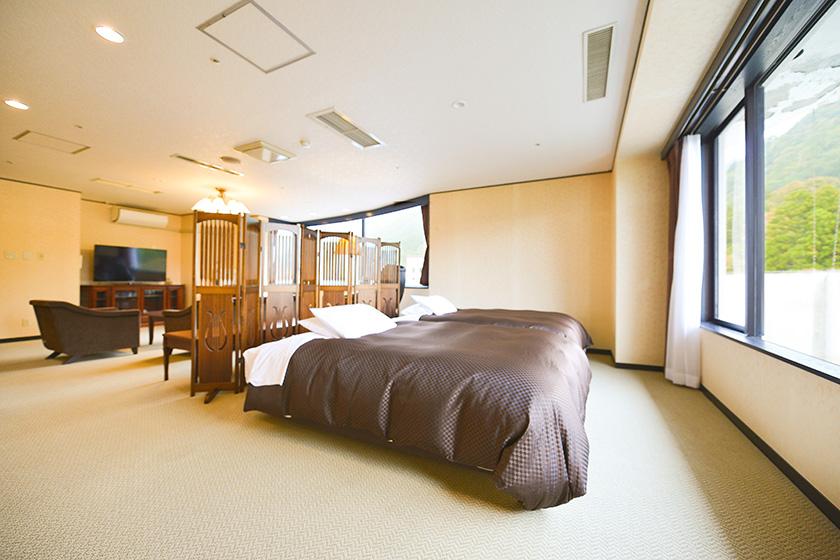 【禁煙】ジュニアスイート和洋室ツイン 内風呂あり（BH館）