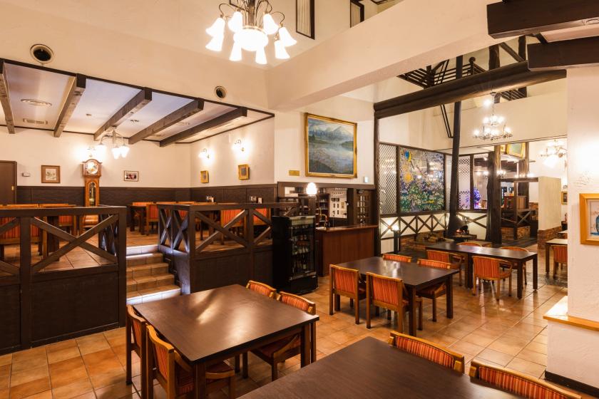 [Standard] Mountain resort where you can enjoy the view of the primeval beech forest, the open-air bath with natural hot spring water, local seasonal cuisine, and the starry sky (2 meals included) - Reservations made through the official website will save