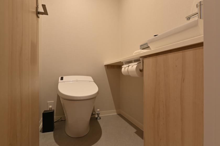 [Tourist Room] Twin bed + extra bed / 3 people / Unit bath included / 38 square meters / Non-smoking