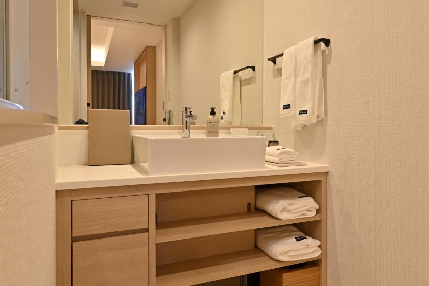 [Zen king room] King bed/with unit bath/34 square meters/non-smoking