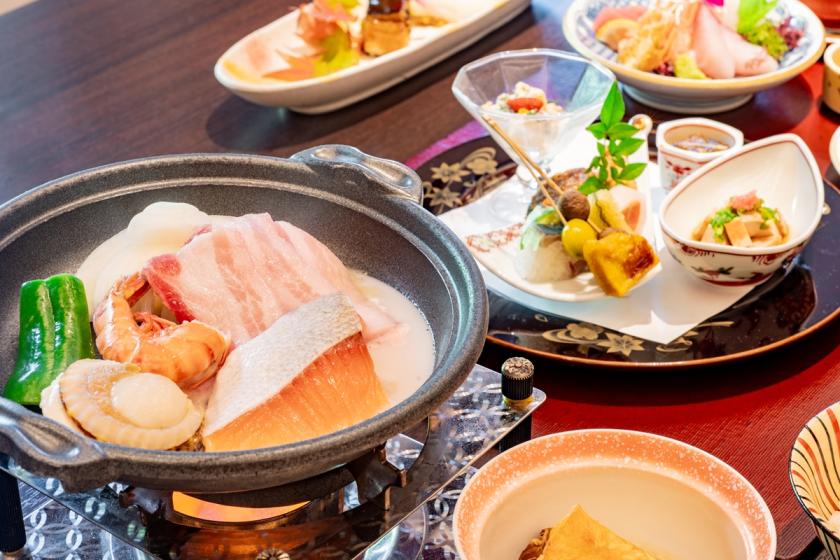 【夕食のみ】早朝ご出発や、朝は遅めの方に。スタンダード会席～黒豚と季節のお料理～（朝食なし）