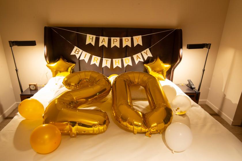 【アニバーサリープラン】お誕生日や結婚記念日など、特別な日のお祝いで思い出の1日に【クラブラウンジアクセス付】