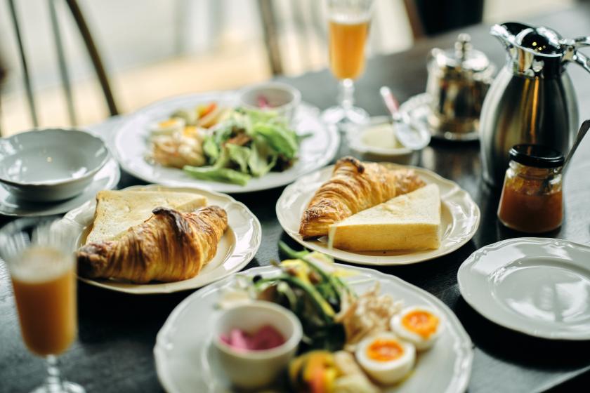 「石窯パンの郷こころ」でいただく朝食プラン（朝食付き）