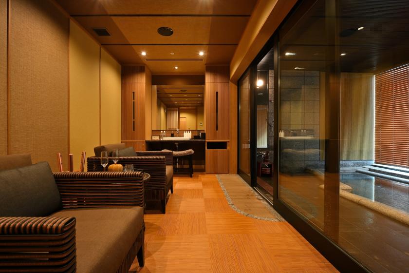 Deepen the bond between partners and children with this hot spring wellness experience. 30% off on private hot spring rooms.