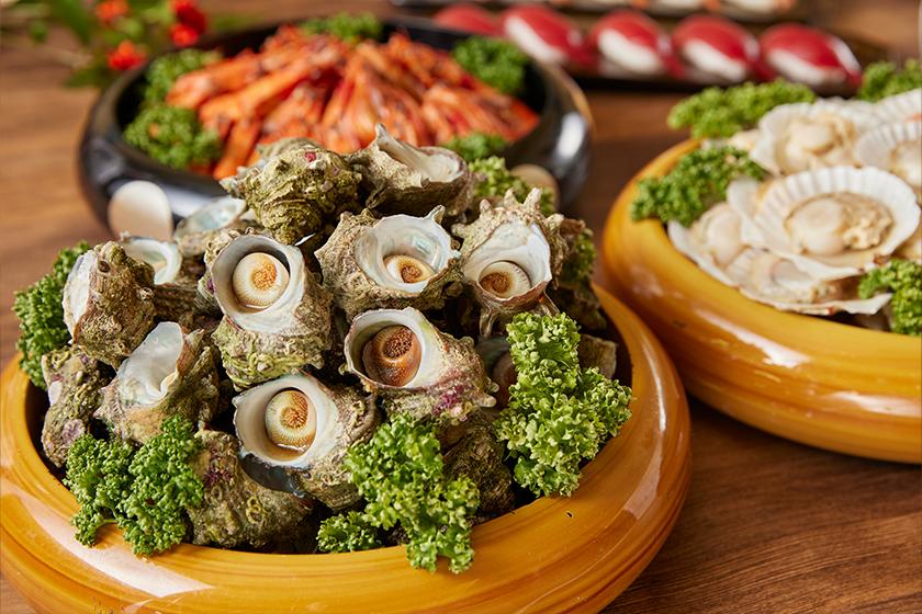 【夕食時アルコール飲み放題付】さざえの壺焼き 金目鯛のお刺身に握り寿司など　バイキングプラン
