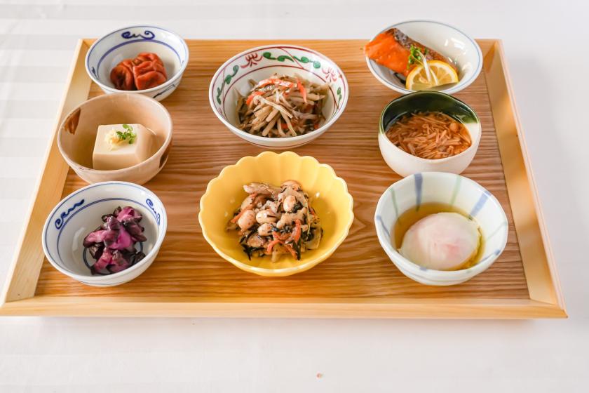 【JR両国駅まで徒歩30秒！】＜14時アーリーチェックイン＆12時レイトアウト特典付＞両国の新名物！国技館カレーorハヤシ付プラン＜朝食付き＞