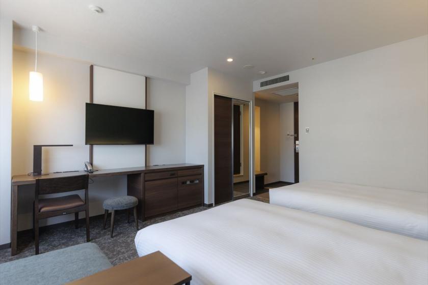 Superior twin room for 3 people, 25 square meters, bed width 120 cm
