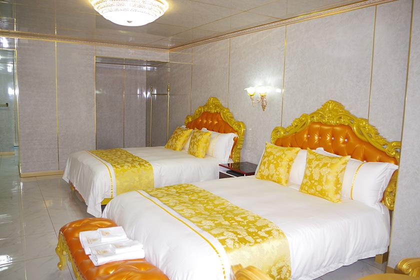 デラックスクイーン【ペット不可】