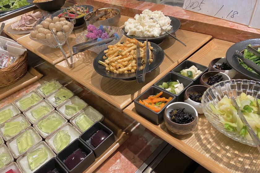 お部屋でゆっくり過ごせる♪レイトアウト13時プラン【朝食付き】