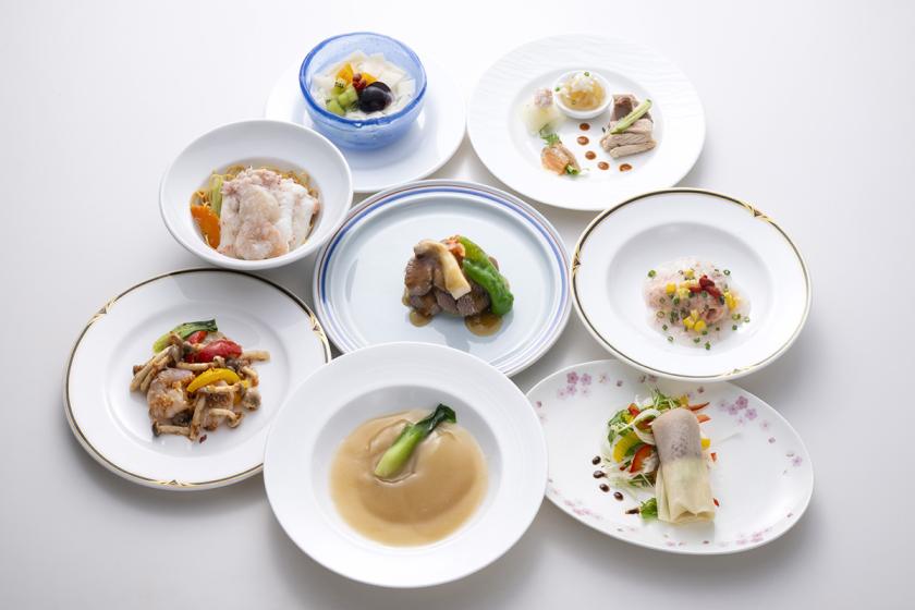 【夕朝食付】フカヒレ姿煮と北京ダックコース｜夕食はレストラン「犀江」で愉しむ旬のコースはいかがですか