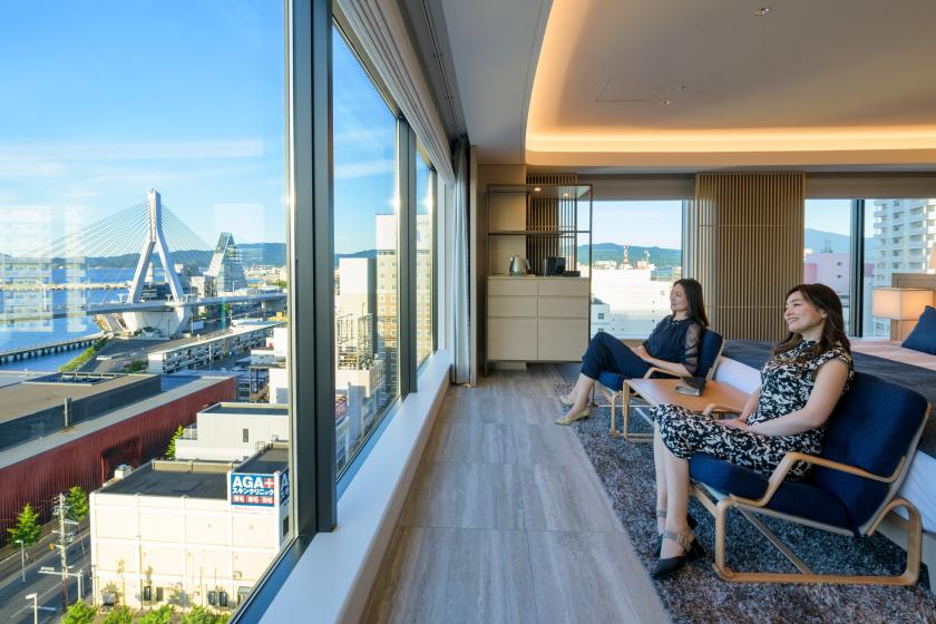 [Emperor Suite] Ocean view / King bed / View bath / 132 square meters / Non-smoking