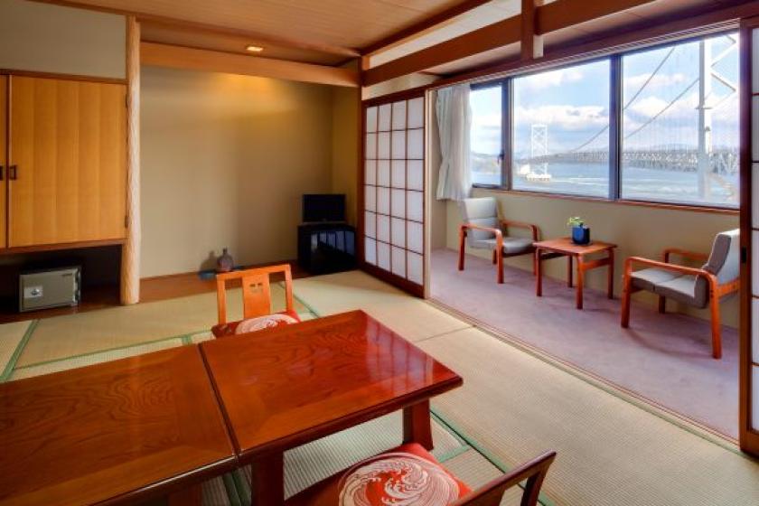 鳴門海峡を眺める感動の眺望和室（禁煙ルーム）（レストラン食）
