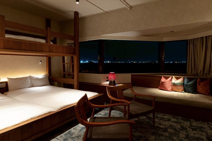 グランド キャビンルーム（3F ／120インチ 大型プロジェクター）