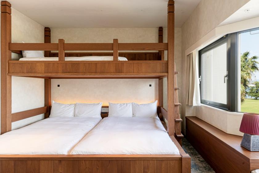 グランド キャビンルーム（3F ／120インチ 大型プロジェクター）