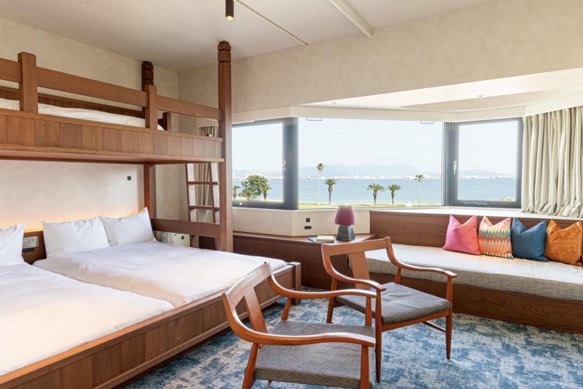 グランド キャビンルーム（3F ／120インチ 大型プロジェクター）