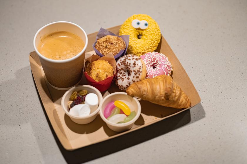 専用ラウンジ利用特典付きプラン 《 ビュッフェ朝食付 》