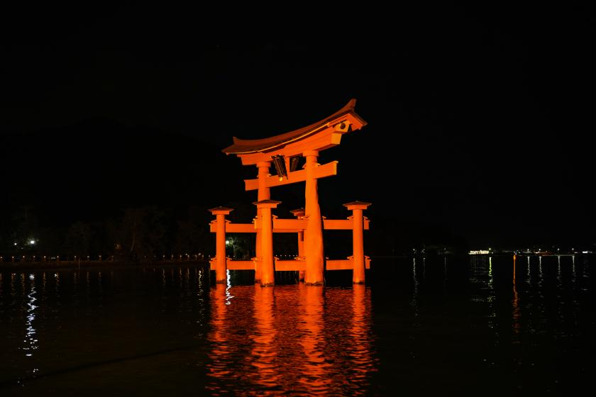 ■自社予約限定■ご夕食ワンランクUP＋【宮島満喫】選べるアクティビティ♪【ナイトクルーズor水族館】チケット付♪