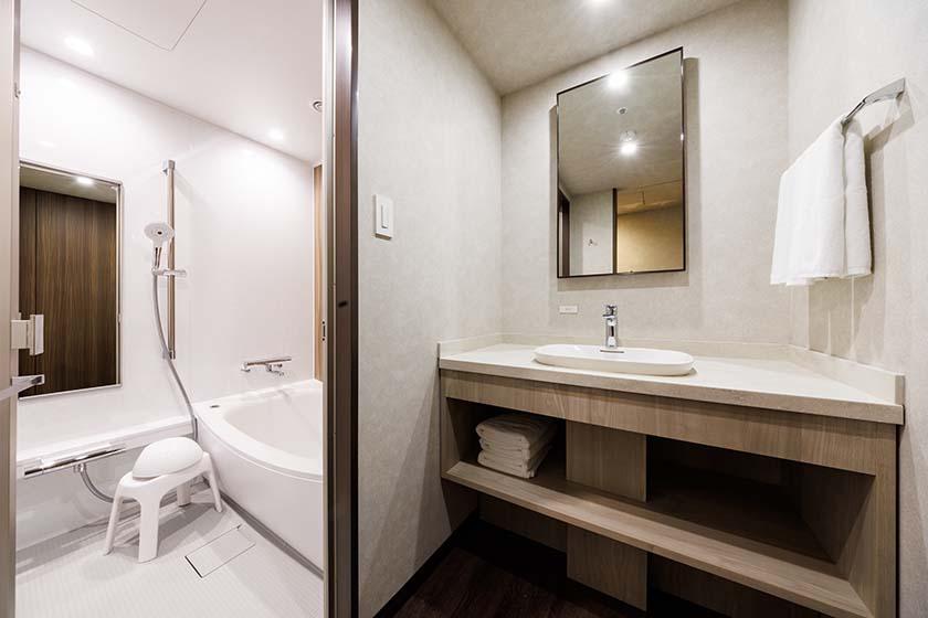 (Non-smoking) Deluxe Twin/Residential style for 1 to 4 people