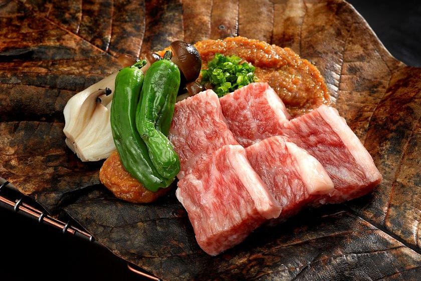【グルメプラン】A5限定！飛騨牛ロース朴葉味噌焼き付1泊2食 基本バイキングプラン