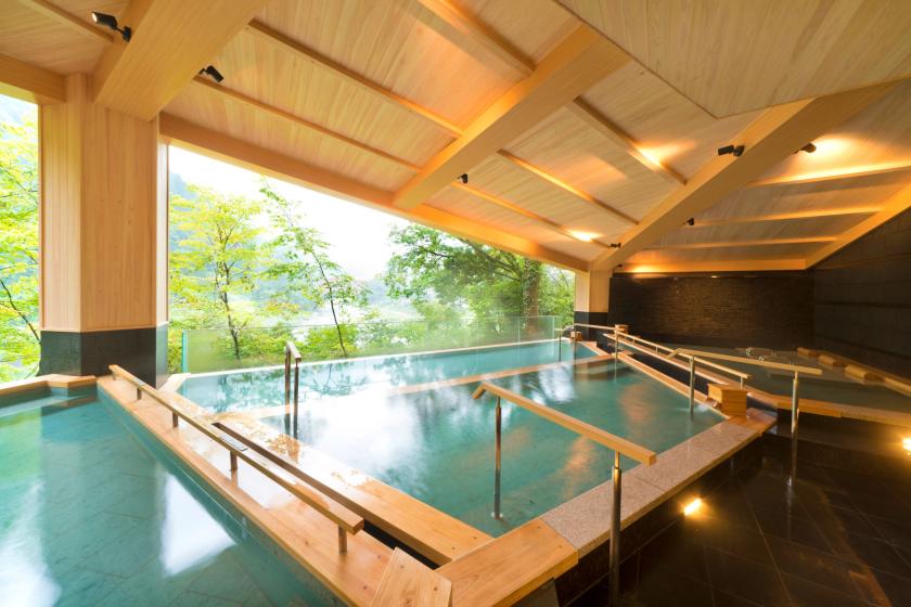 【1泊2食 基本プラン】きっときとの鮮魚がお出迎え！北陸の幸満載の和洋ビュッフェプラン