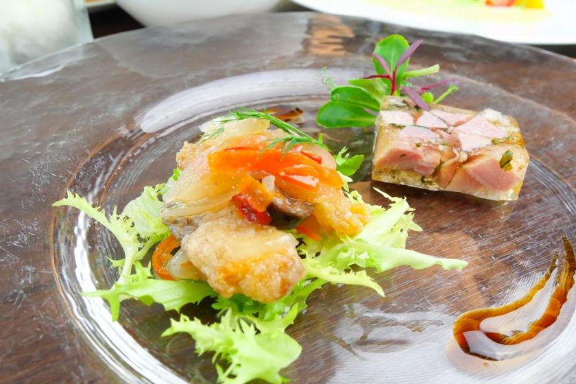 【スカイレストラン「Hareus」】記念日に最適♪ 北海道を味わうディナーコース★ワンドリンクサービス★／夕朝食付