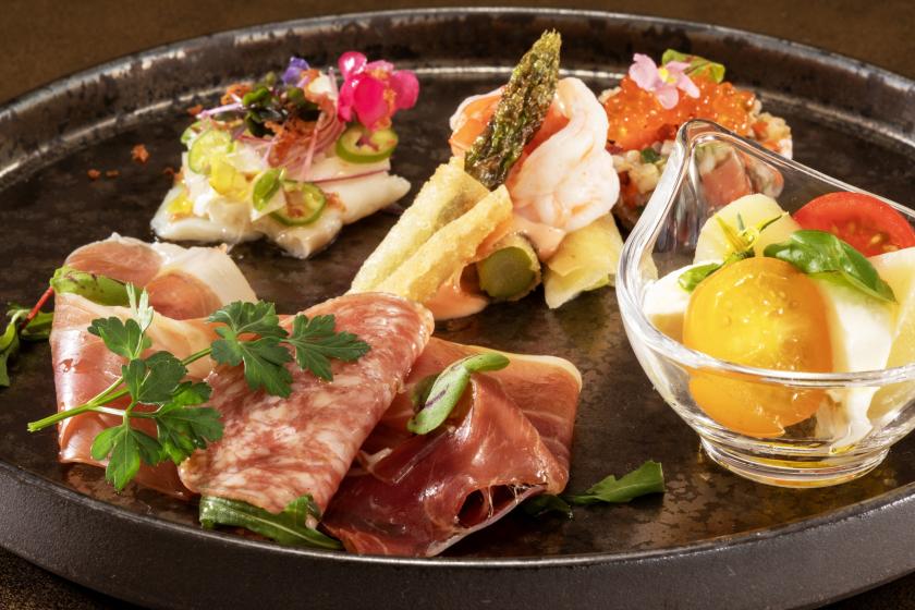※予約変更不可【レジーナリゾートに初めてご宿泊の方】早割30プラン/１泊２食付き【WEB限定・１日３室限定】