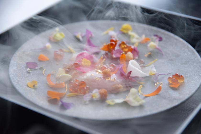 【Travel + Leisure LUXURY AWARDS 2025】Hotel Spas部門受賞記念 特別プラン！ 季節を味わう 薩摩フレンチコース＜カジュアル＞