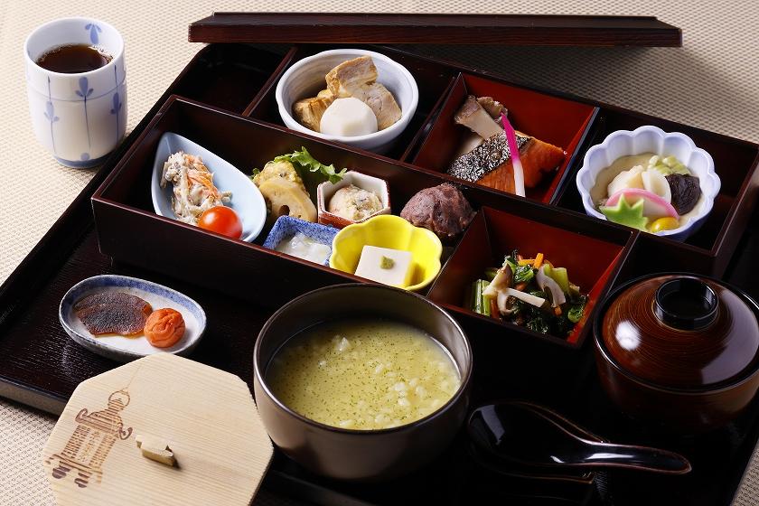 [Coupon eligible] A summer trip filled with history and excitement! Accommodation plan with tickets to the "Ultimate National Treasure O-Yoroi Exhibition" - Breakfast included