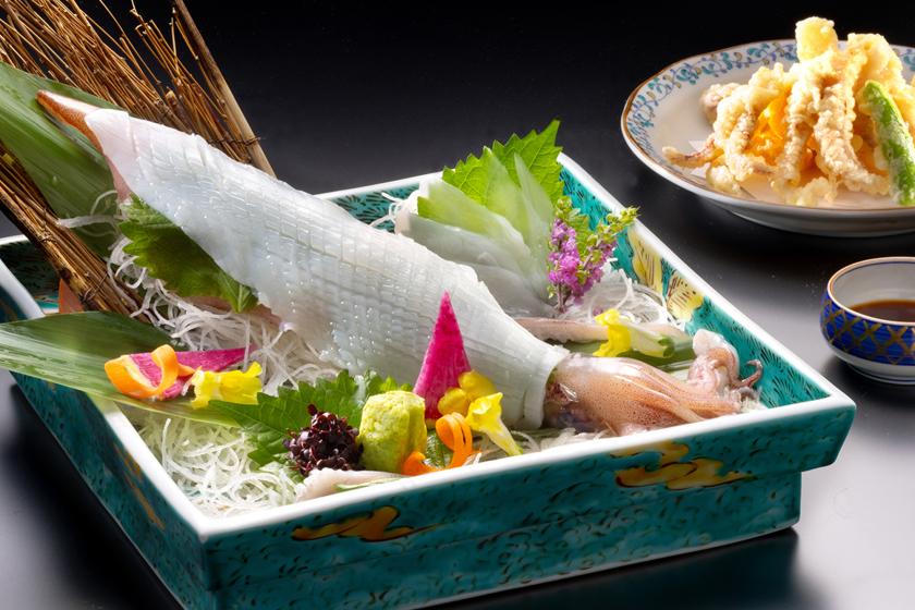 【早期割30日前1500円お得♪】納涼づくし夏グルメで夏酒＆川床涼み　贅沢に鮑・剣先イカを肴に夏酒を