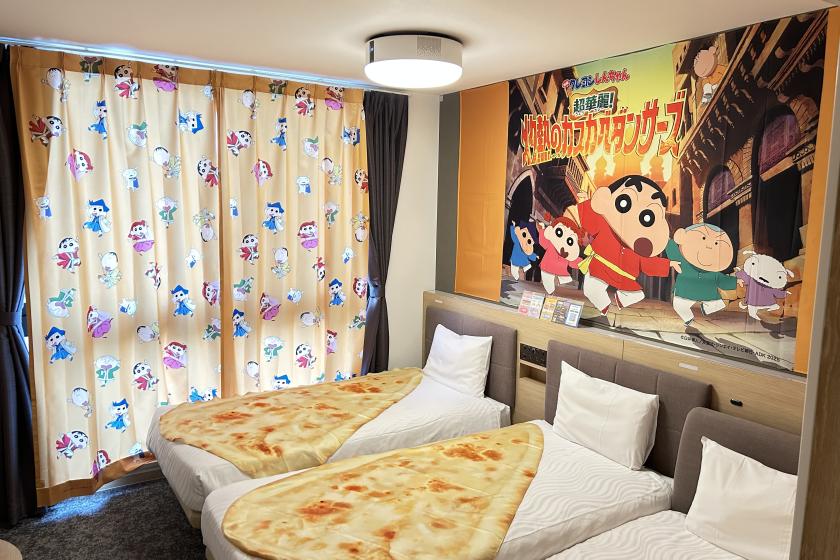 [Crayon Shin-chan the Movie: Super Splendid! The Scorching Kasukabe Dancers] Includes original limited edition goods and breakfast in the "Crayon Shin-chan Room"