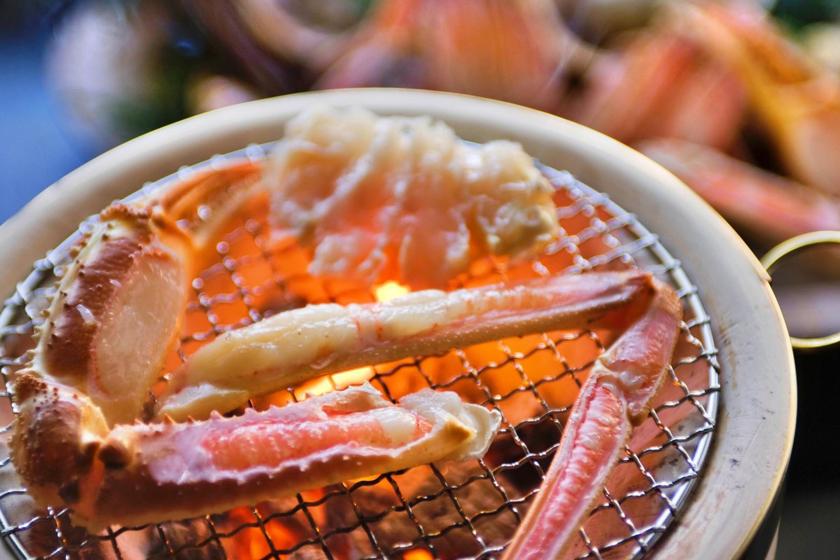 【蟹づくし会席】〈本格備長炭×焼き蟹〉本ズワイ蟹1.5杯使用！総料理長が仕立てる蟹尽くし会席【二食付 】