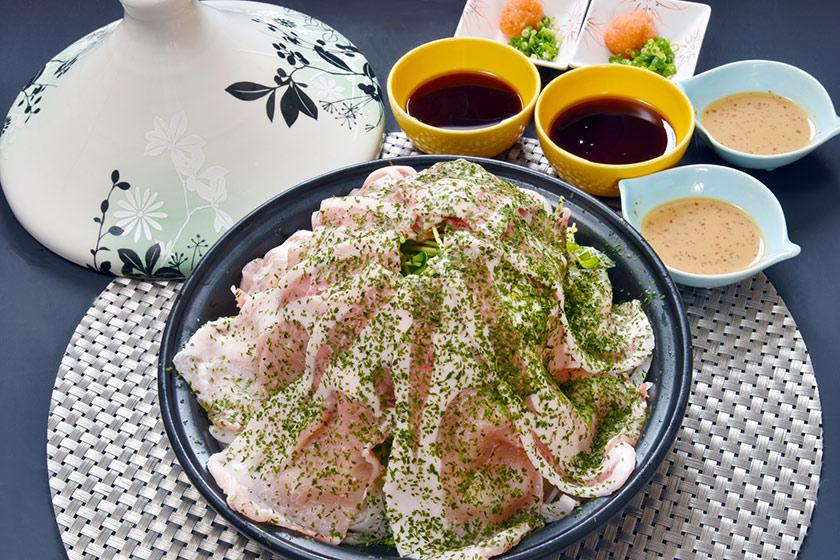 西尾茶香る！地元吉良里クイーンポークタジン鍋＆ズワイ蟹入り海鮮丼