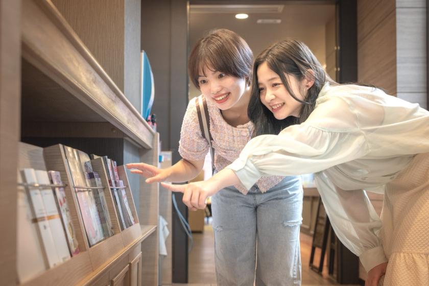 【素泊まり】学割プラン【曜日限定割引特典】天然温泉＆ウェルカムバーあり