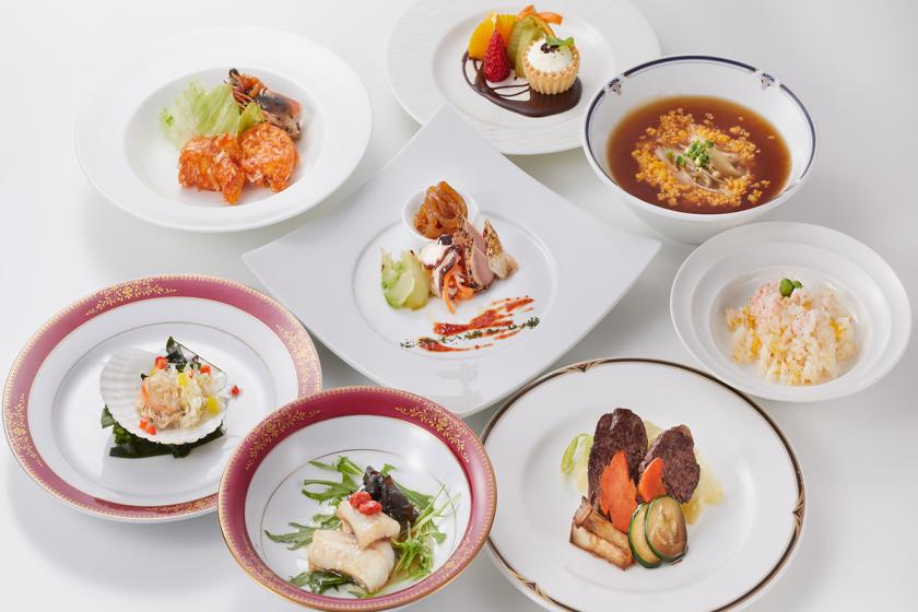 【オールインクルーシブ】夕朝食付|夕食時の飲物やラウンジスイーツ、駐車場代も含まれた大人の滞在プラン