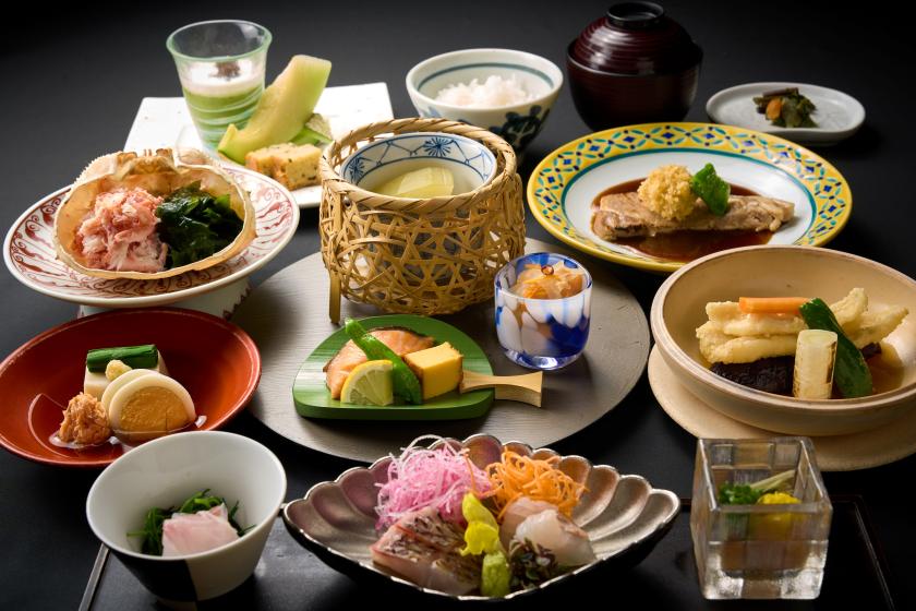 【ベストレート】【早期割60（事前決済限定・キャンセル不可）】【お部屋食：庄内旅懐石プラン】【OUT11：00】庄内の食文化を表現した旬の懐石料理をお部屋にて気兼ねなく