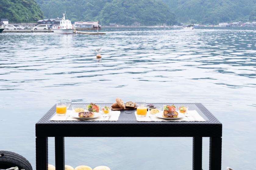 舟屋で朝食 breakfast for Funaya  / ￥3,000 （1人前）per person
