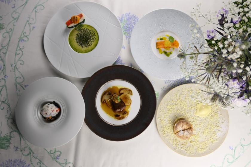 【開業3周年記念】特別記念コース「シンフォニア美食の夕べ」＜夕朝食付＞