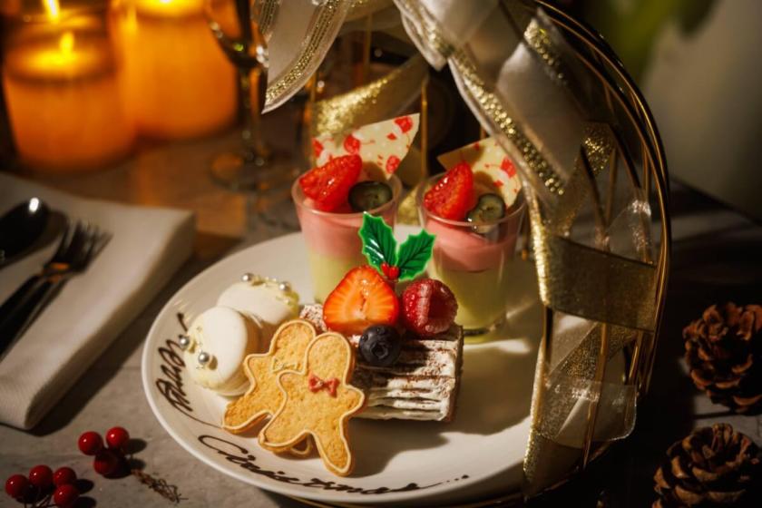 ＜クリスマス2025＞パティシエ特製のスイーツプレートと煌めくスパークリングワインで彩る とっておきのクリスマスステイプラン（朝食付）