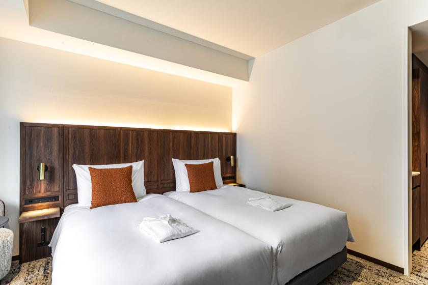 Essential エッセンシャルハリウッドツイン 禁煙