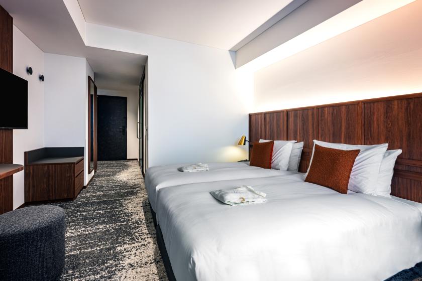 Essential ユニバーサルデザインハリウッドツイン 禁煙