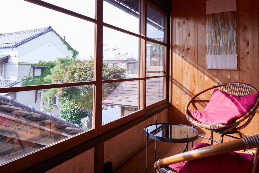 【MARUJU棟 104】まちなみ・山並みビュー 2階フラット 50平米