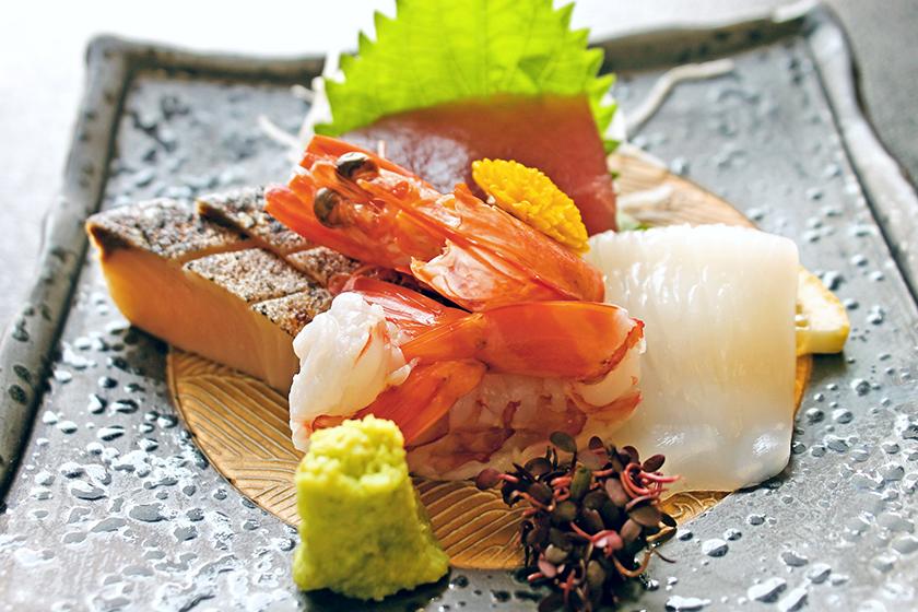 ＜鮮魚4種お造り・秋鮭ちゃんちゃん焼き・里芋饅頭＞秋の訪れ「山百合会席」　＜10月～11月＞