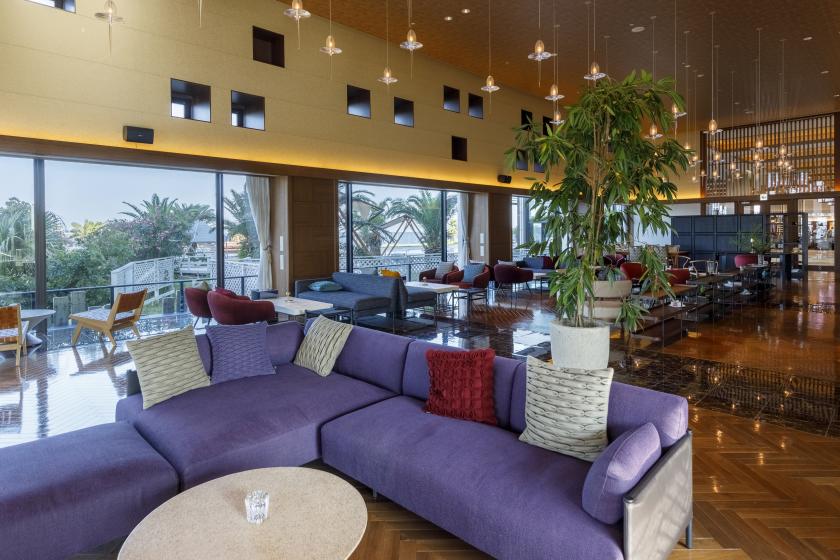 【三日月プレミアム】～クラブラウンジでラグジュアリーなひとときを～