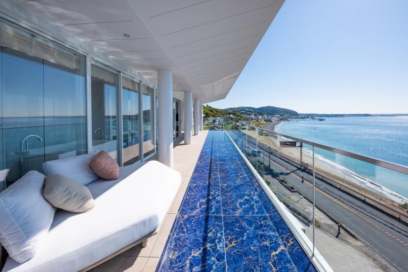 ドッグフレンドリースイート（客室80平米＋水盤テラス21平米）