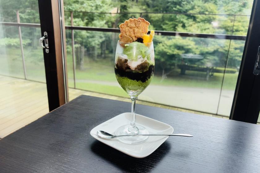 10月31日までの期間限定！宇治抹茶のお芋パフェ1杯確約プラン販売開始（30分早く入室できる特典付）