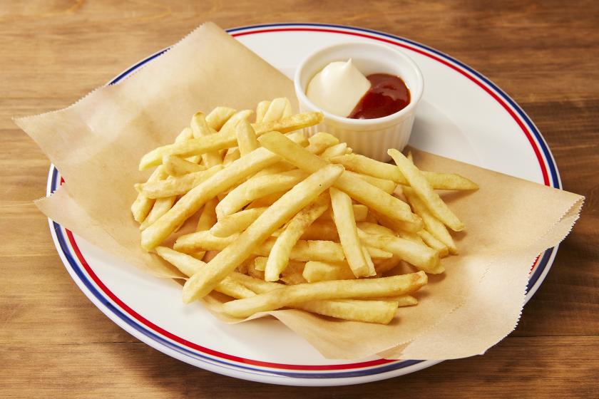 【PRONTO】夜はレトロ酒場で乾杯!おつまみ&ドリンクから3品+朝はモーニングとおみやげ付きプラン