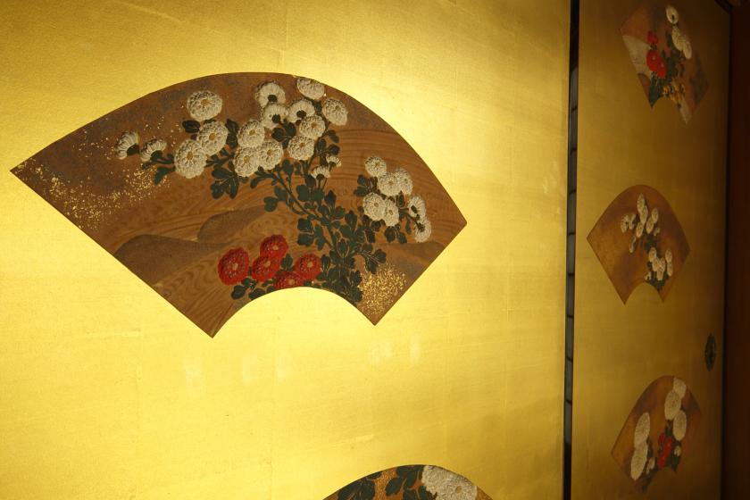 【旧館 25号室】 明治初期のお部屋　角部屋（2階／64㎡）