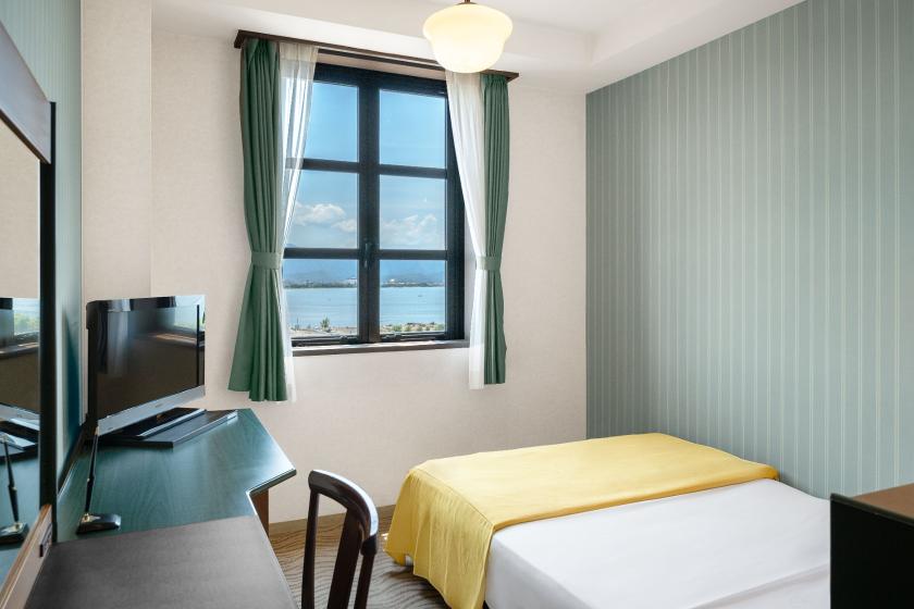 シングルルーム(セミダブルベッド)禁煙※2名様のみ利用可