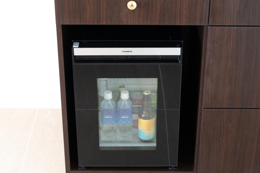 デラックスジャグジースイート（客室66平米＋バルコニー14平米、屋外ジャグジー付き）