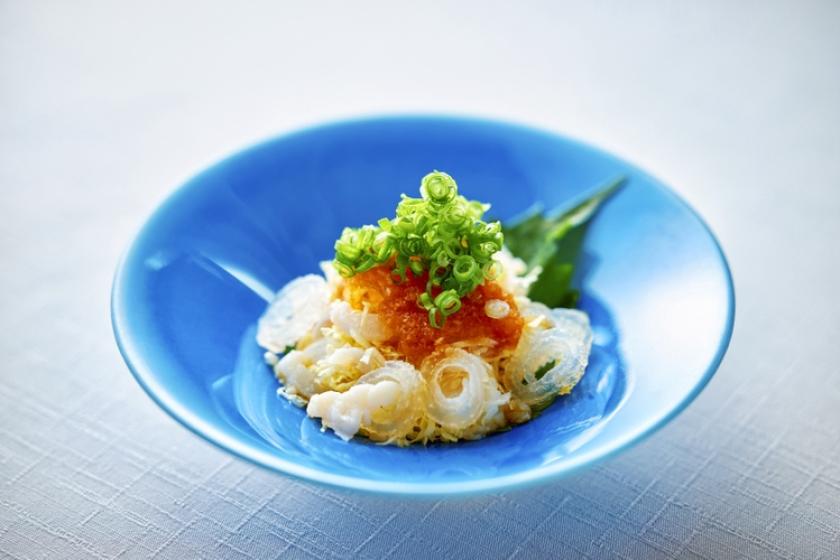 【数量限定】淡路島の希少な3年とらふぐの白子を贅沢にご堪能「淡路島3年とらふぐ鍋コース」　山下春幸シェフ監修（夕朝食付）